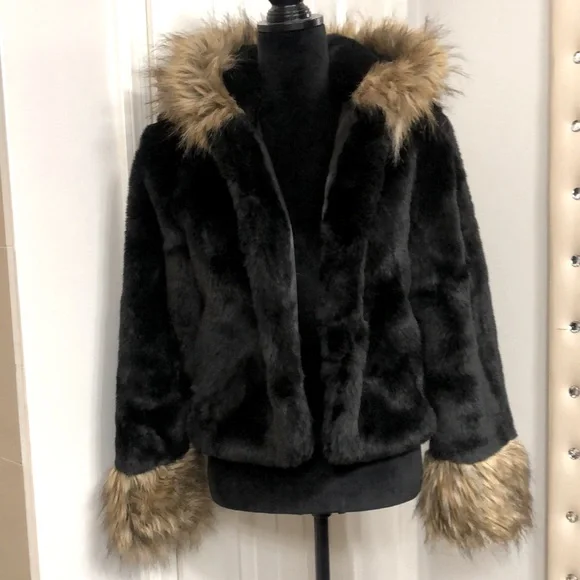 Furry Hoodie Coat - Picture 2 of 10